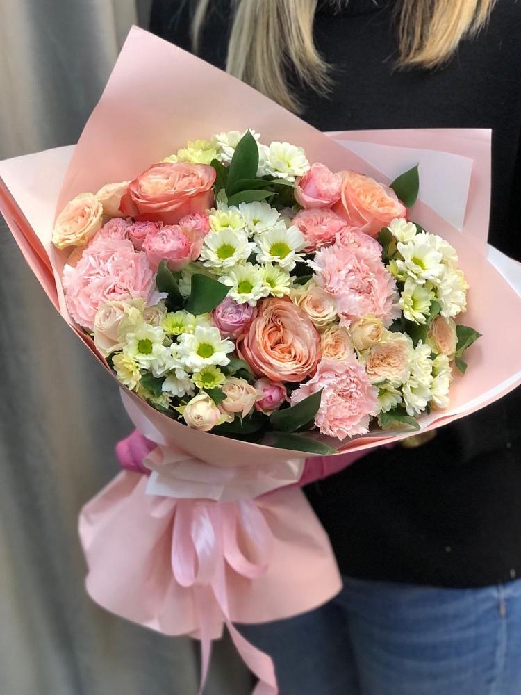 Букет цветов из: Гвоздики, Розы и Хризантемы в Раздольном Республика Крым