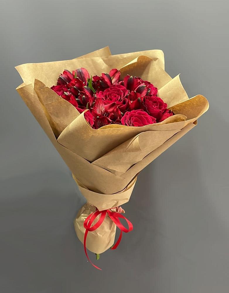 Букет цветов из: Альстромерии и Розы в Раздольном Республика Крым