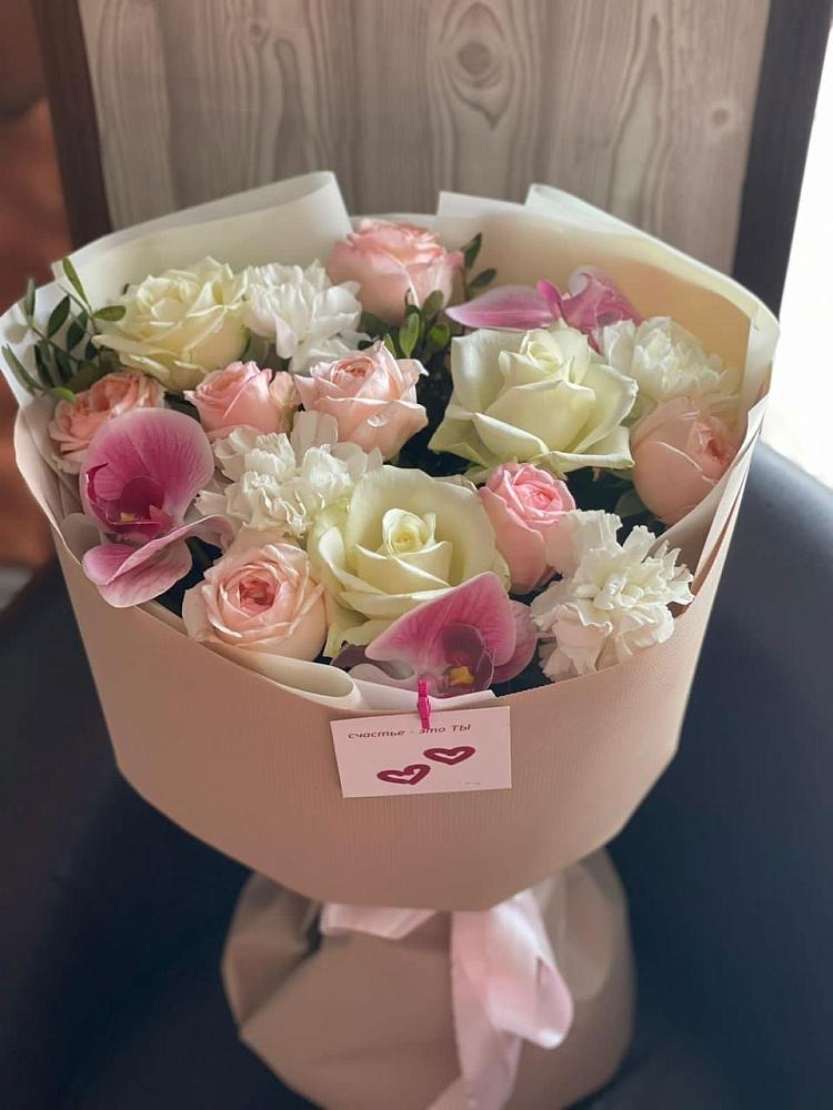 Букет цветов из: Орхидеи, Розы и Гвоздики в Раздольном Республика Крым