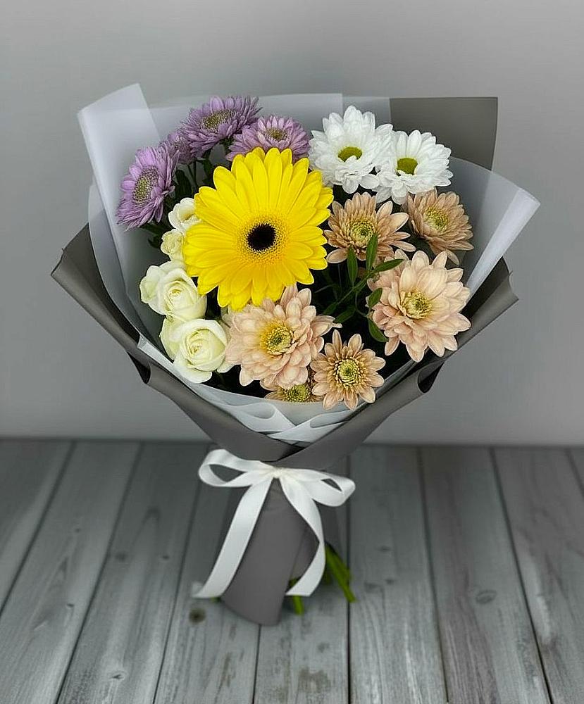 Букет цветов из: Розы, Герберы и Хризантемы в Раздольном Республика Крым