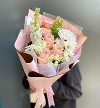 Букет цветов из:  Хризантемы и Розы в Раздольном Республика Крым