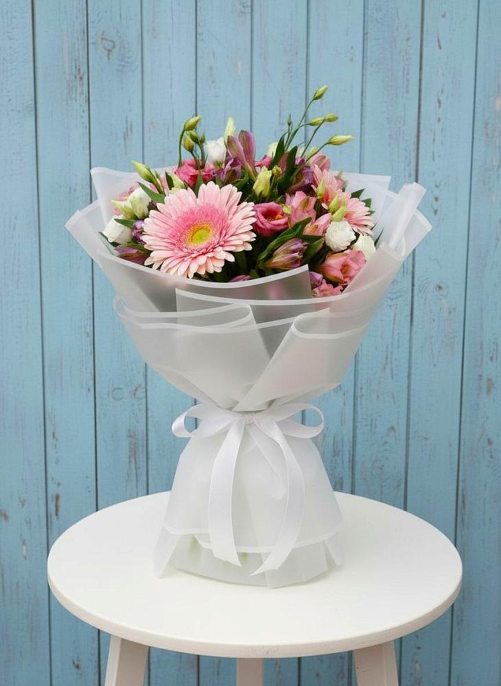 Букет цветов из: Герберы, Альстромерии и Лизиантусы в Раздольном Республика Крым