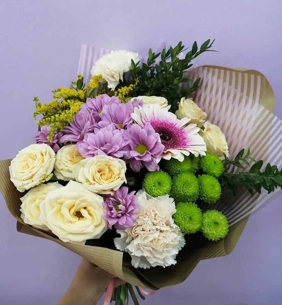 Букет цветов из: Хризантемы, Розы, Гвоздики и Герберы в Раздольном Республика Крым