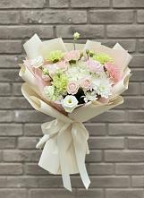 Букет цветов из:  Гвоздики, Розы, Лизиантусы и Хризантемы в Раздольном Республика Крым
