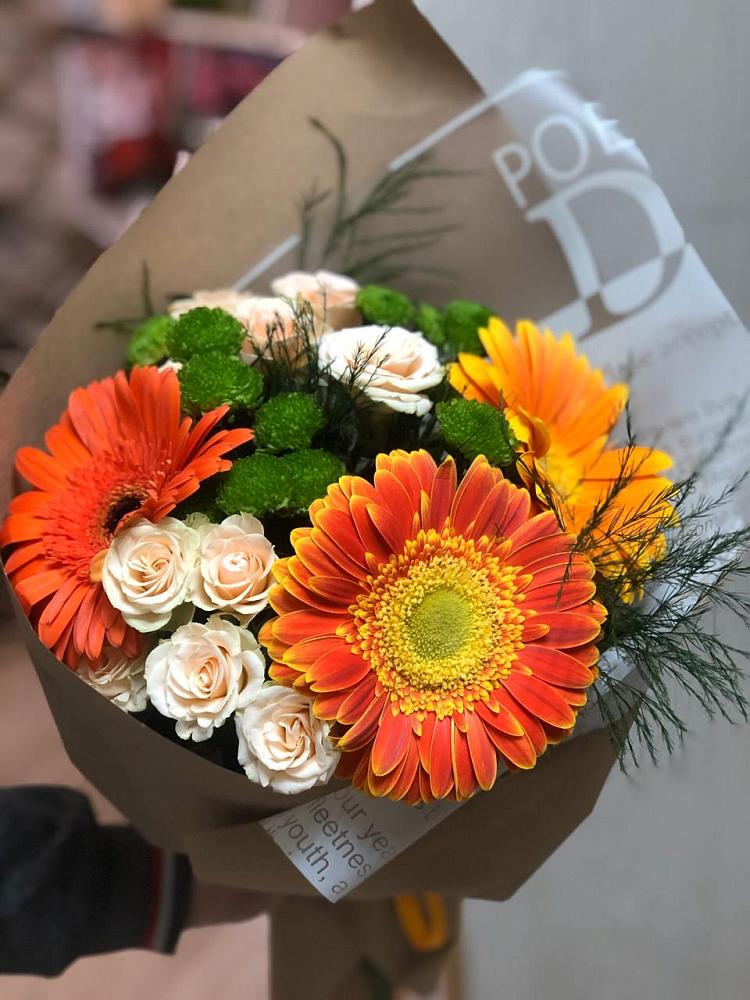 Букет цветов из: Герберы, Хризантемы и Розы в Раздольном Республика Крым