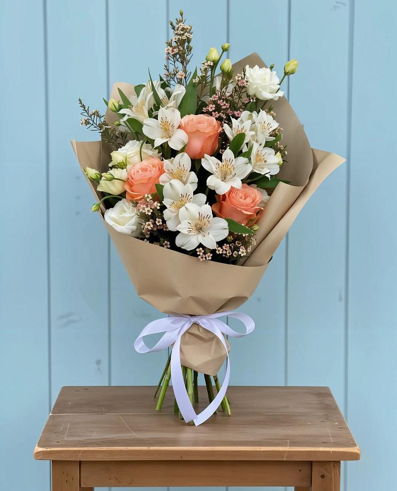 Букет цветов из: Альстромерии, Лизиантусы, Розы и Хризантемы в Раздольном Республика Крым